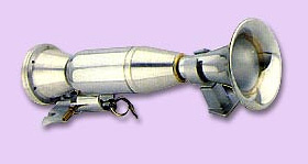 Echo horn